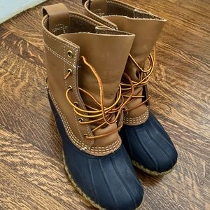 ll bean boot size 8.5, dark blue rubber